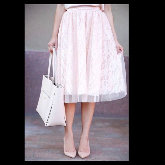 Light pink tulle skirt - Picture 2 of 3